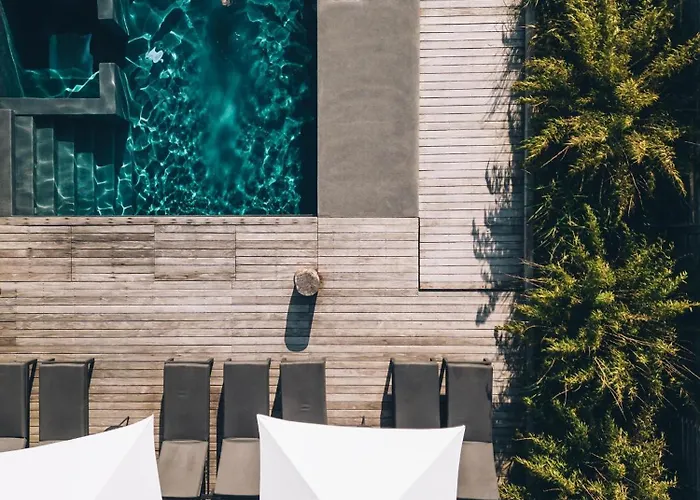 La Source Des Sens (Adults Only)